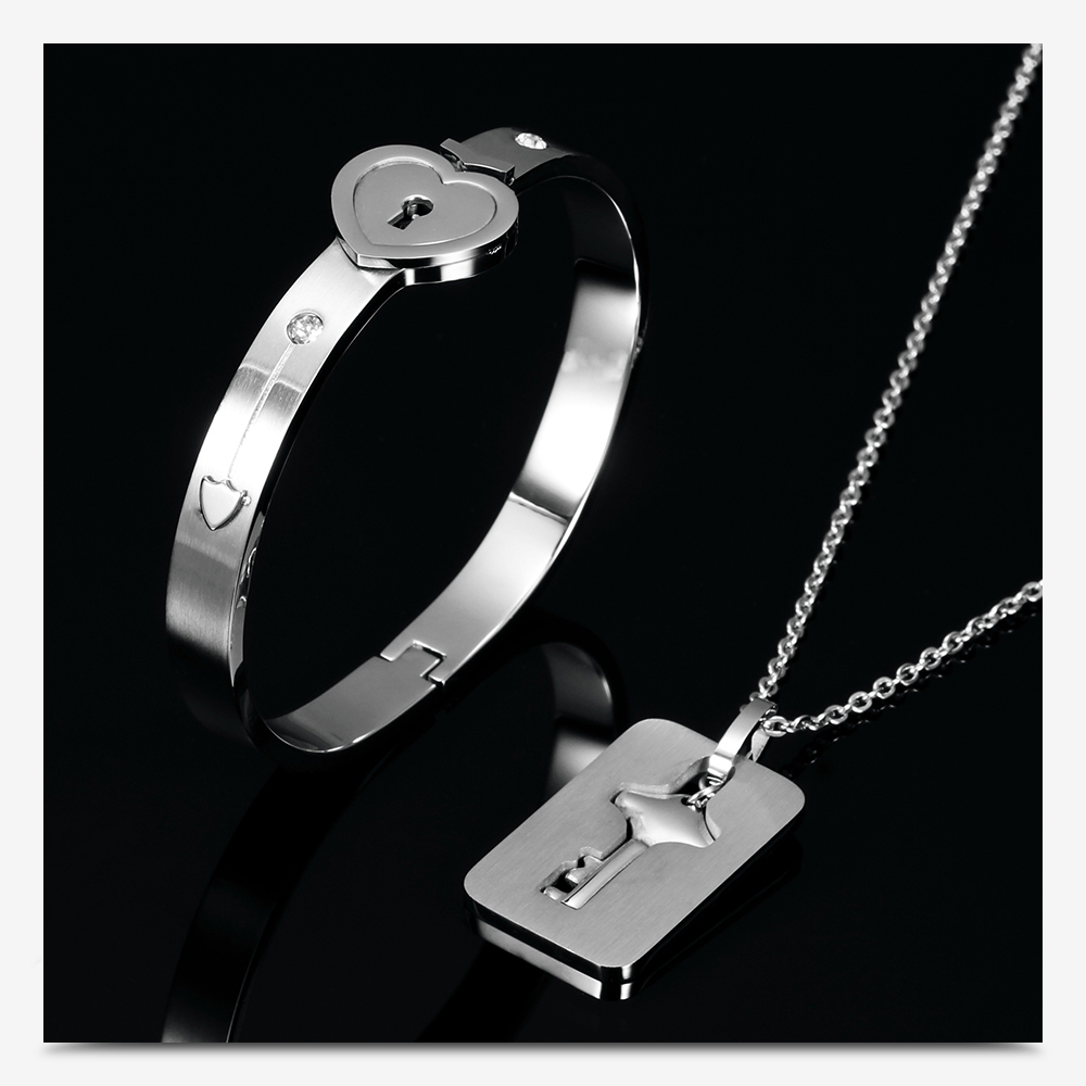 Love Lock Your Heart Bracelet Set